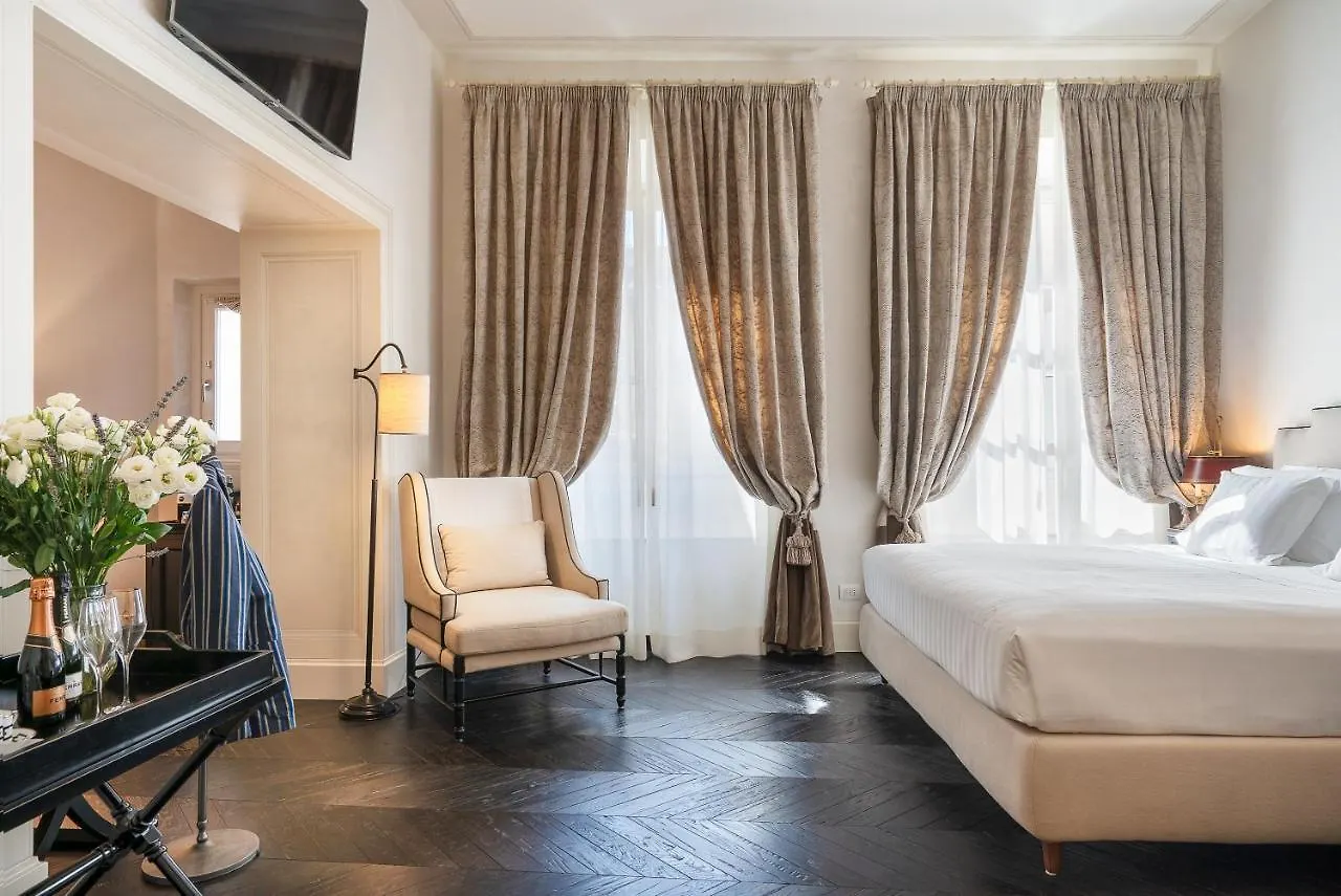 Corte Calzaiuoli Elegant Suites Florence 2*,